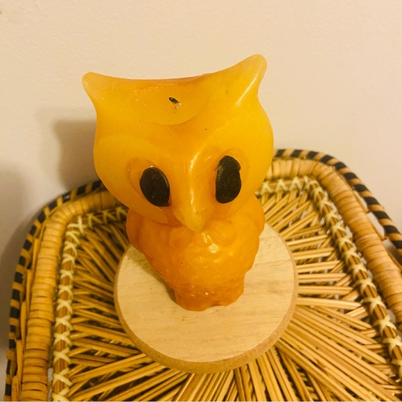 Vintage Owl Candle Mustard Yellow - Picture 2 of 3